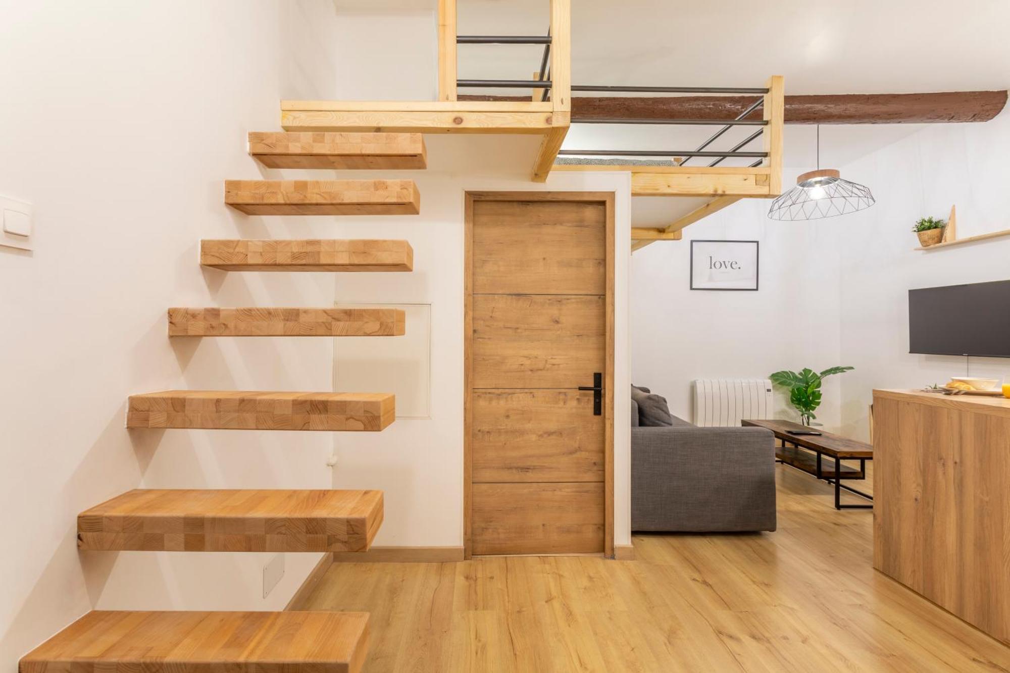 Aixois Mezzanine Apartment